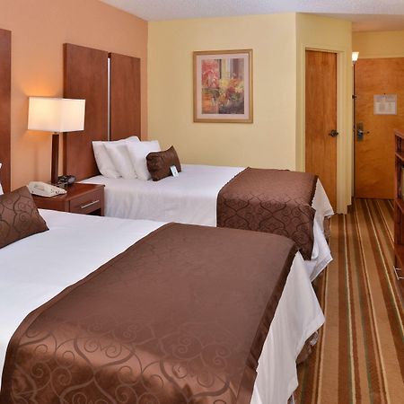 Best Western Plus Richmond Sandston Eksteriør bilde