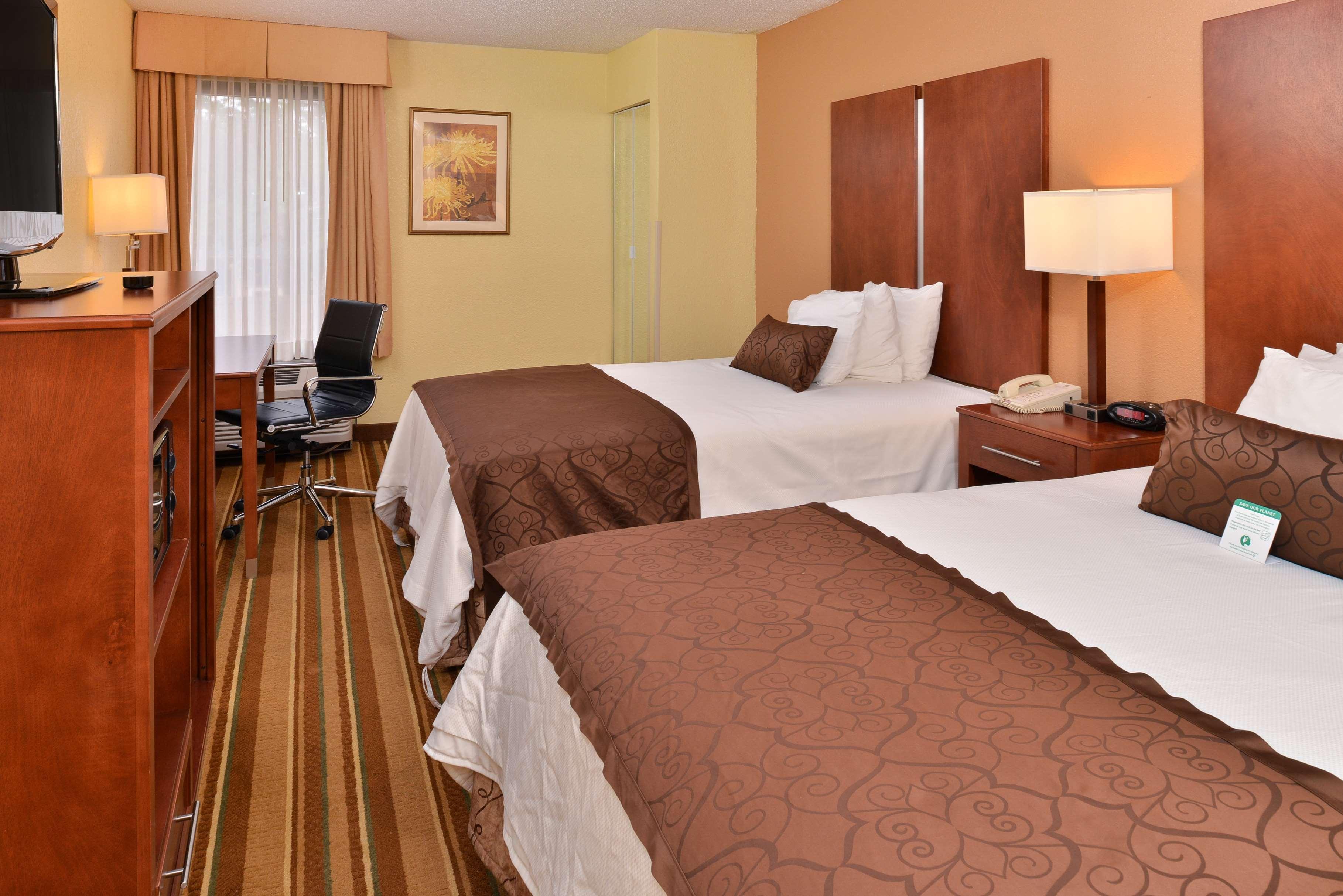 Best Western Plus Richmond Sandston Eksteriør bilde