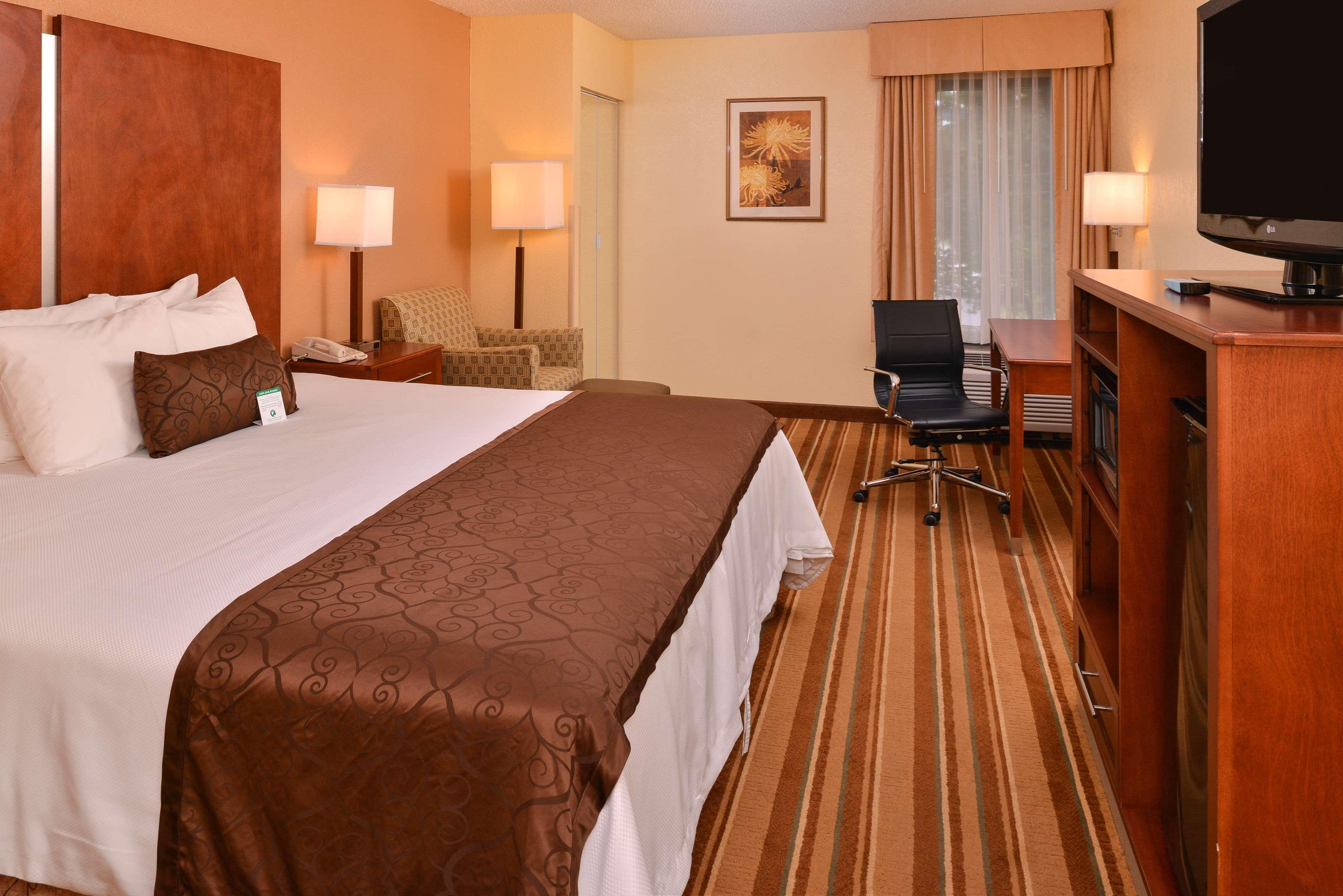 Best Western Plus Richmond Sandston Eksteriør bilde
